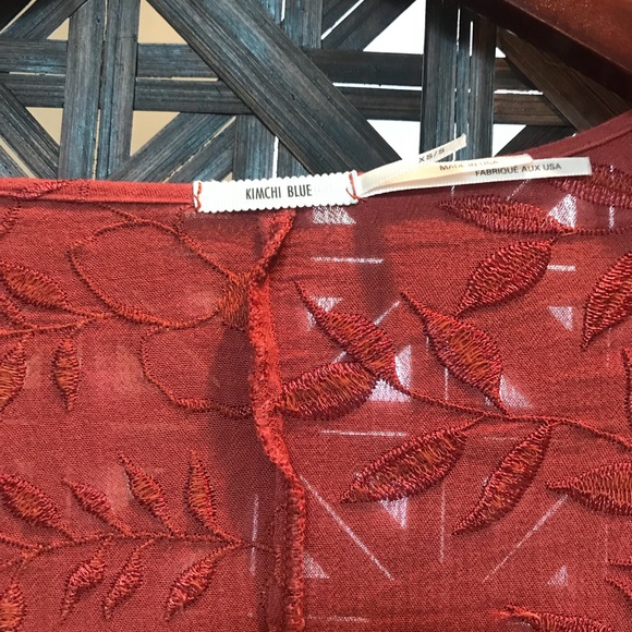 Embroidered Short Kimono - Picture 3 of 3